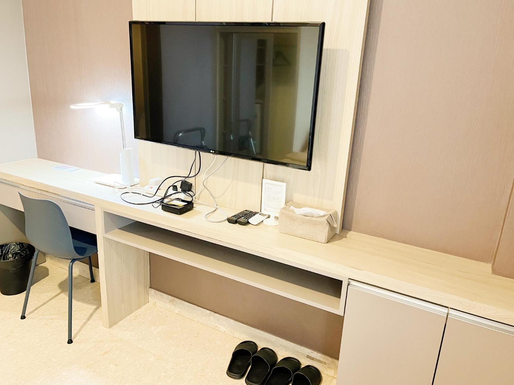 Gold Coast Pik Sea View Apartments By Longesuites Dżakarta Pokój zdjęcie