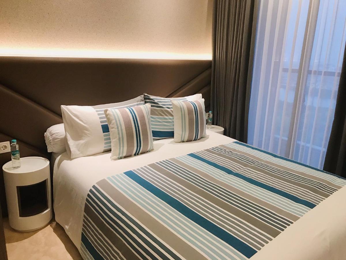 Gold Coast Pik Sea View Apartments By Longesuites Dżakarta Zewnętrze zdjęcie