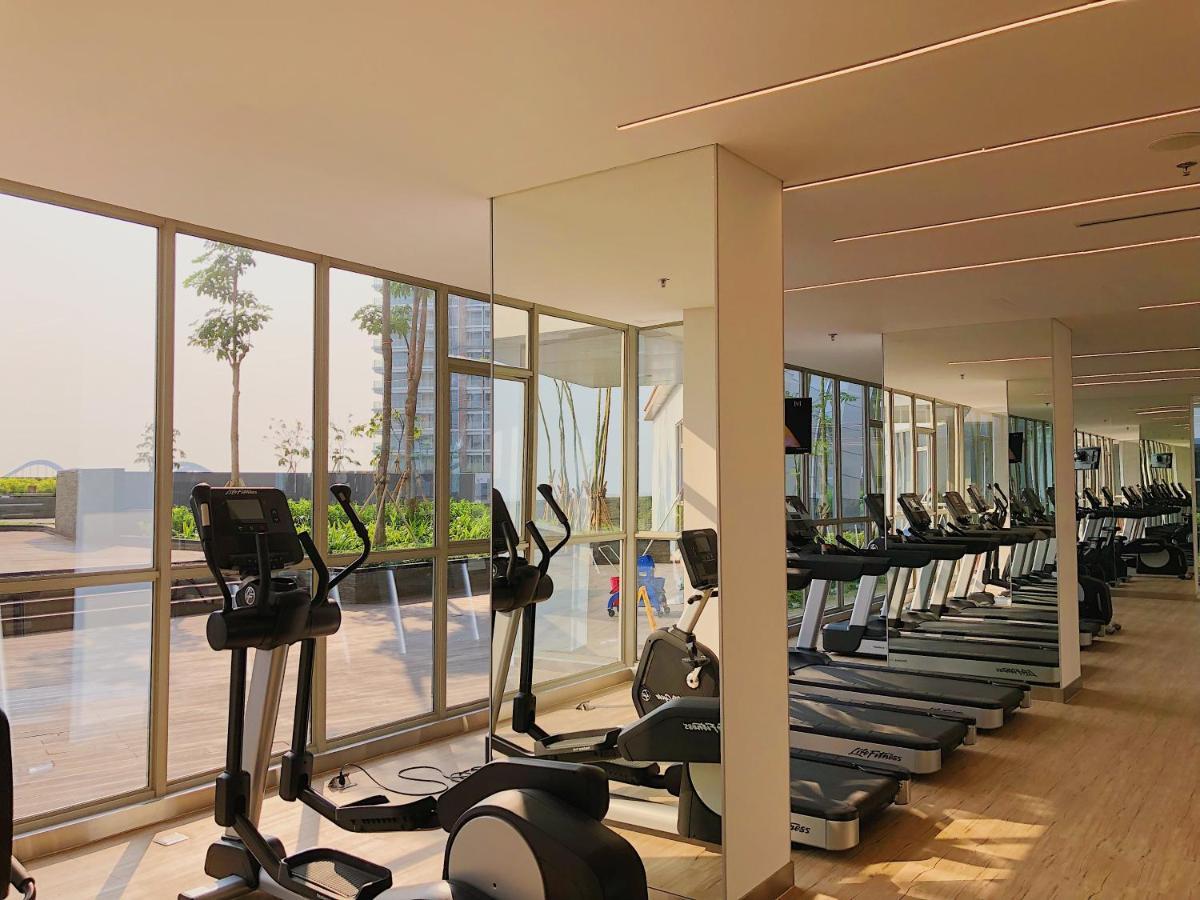 Gold Coast Pik Sea View Apartments By Longesuites Dżakarta Zewnętrze zdjęcie